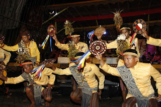 10 Tari Tradisional Sulawesi Selatan TradisiKita