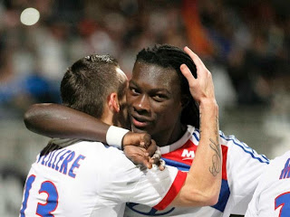 Bafétimbi Gomis sera 'la recrue' de Lyon 