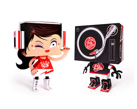 Radio FG Paper Toys