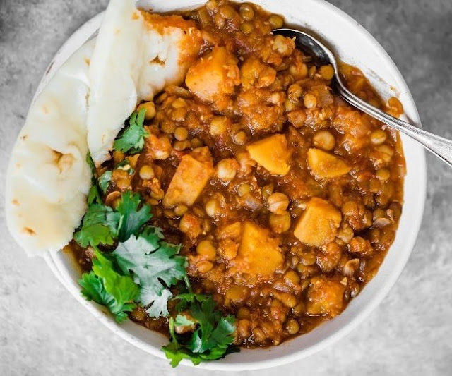 Butternut Squash, Chickpea & Lentil Moroccan Stew #soup #vegetarian