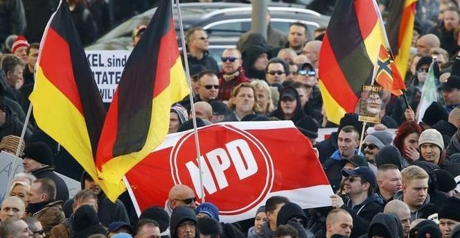 Γερμανικός αριστερός τύπος : Οι διαδηλώσεις ακροδεξιών πλήττουν την γερμανική οικονομία!