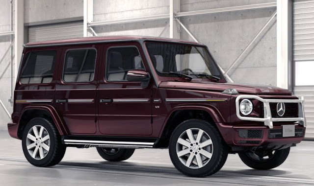 The first standard red color available for the 2021 Mercedes-Benz G-Class is called Rubellite Red Metallic. It's a dark shade of red.