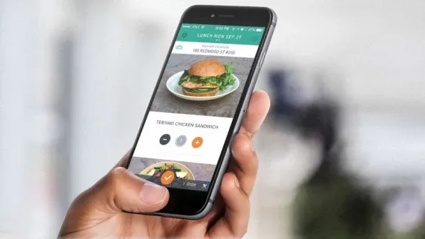 Want to Make A Great Food Ordering App? Hook To These Inherent Features