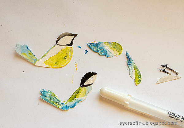 Layers of ink - Mixed Media Bird Tag Tutorial by Anna-Karin Evaldsson.