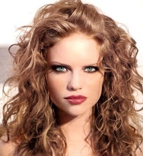 7. Curly Hairstyles Pictures
