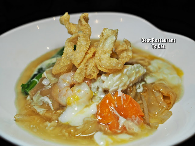 Summer Palace Dim Sum Set Lunch Menu - Wok Fried Flat Noodles & Crispy Vermicelli With Seafood & Egg Sauce