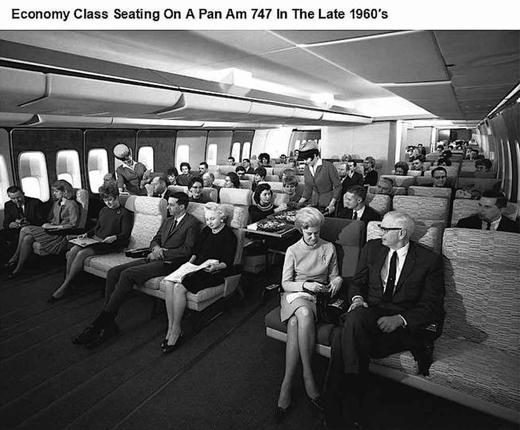 Economy class seating on a Pan Am 747 in the late 1960s, a photograph