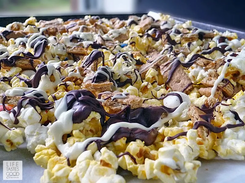 S'mores Popcorn #MovieNight4Less | by Life Tastes Good for the ultimate movie night at home! 