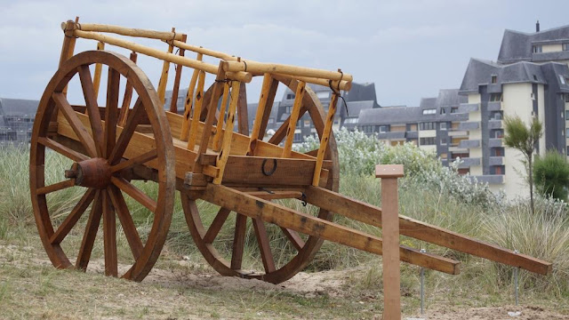 The Red River cart