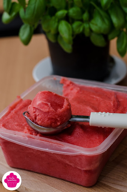 Recette facile de Sorbet fraise basilic - avec ou sans sorbetière 