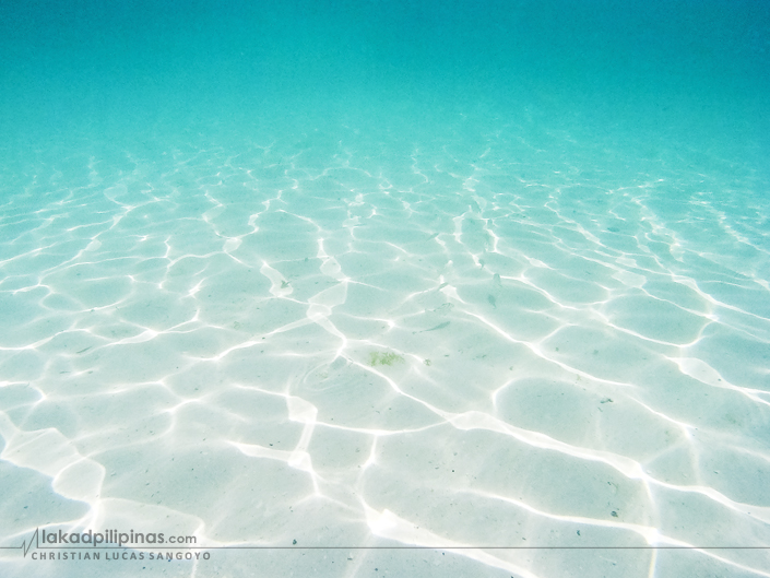 Underwater Diniwid Beach Boracay