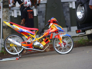 Home » Modifikasi motor » Super Modifikasi Vega Racing Look Series title=