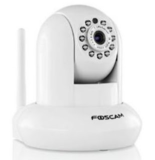 Foscam FI9821P Plug & Play 1.0 Megapixel 1280 x 720 Wireless/Wired Pan/tilt IP Camera review