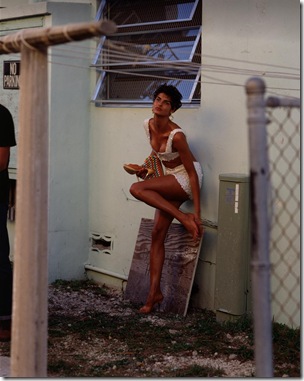 22_stevenmeisel_vogueit_feb1989_lindaevangelista_09