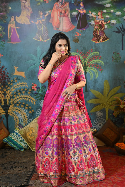 Banarasi katan khimkhaab Pichwai lehenga