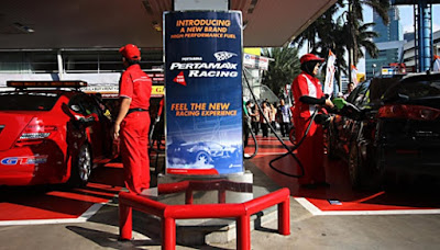 Pertamina Menaikkan Harga Jual Pertamax Cs