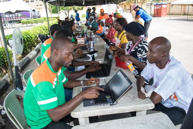 Cleaner Lagos: Community Sanitation Workers get kitted