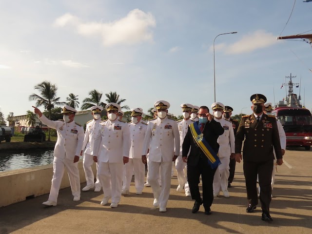 Fue llevado a cabo Acto de Transmisión de Mando de los Grandes Comandos de la Armada Bolivariana