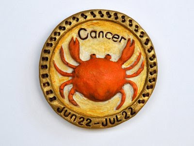 cancer zodiac symbol