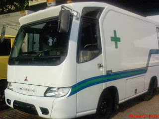 ambulance pintar modifikasi mobil ambulance baru karoseri ambulance