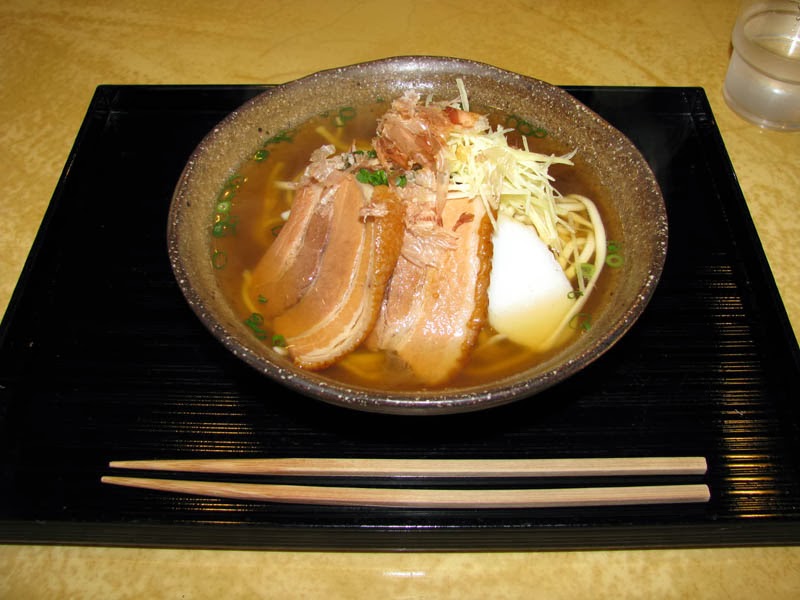 那覇市・うかじそば（那覇新都心店）・うかじそば