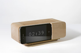 {Design} Iphone Alarm Dock by Jonas Damon