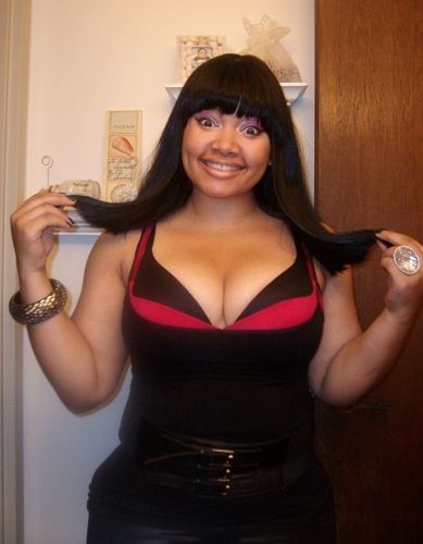 nicki minaj fake. Kim and Nicki is stupid.