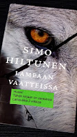 http://villasukkakirjahyllyssa.blogspot.fi/2015/11/simo-hiltunen-lampaan-vaatteissa.html