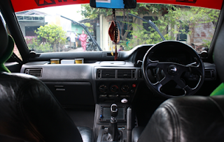 Interior Mitsubishi Eterna