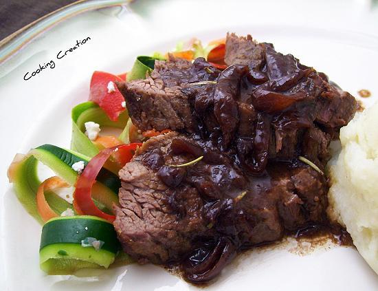 Cooking Creation Beef Tenderloin With Caramelized Onions Red Wine Sauce