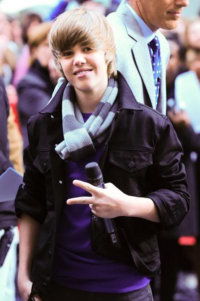 Justin Bieber Facebook. pictures justin bieber 2010