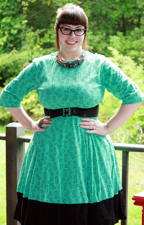 domino dollhouse, betsey johnson, shoe privee, bones, pyramid ring, two finger ring, ootd, outfit of the day, 2012, vermont, petticoat, crinoline