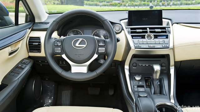 Đánh giá tính năng trên Lexus NX 200t