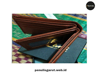 Dompet kulit garut