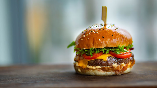 The Ultimate Guide to Lamb Burgers: A Delicious Twist on a Classic