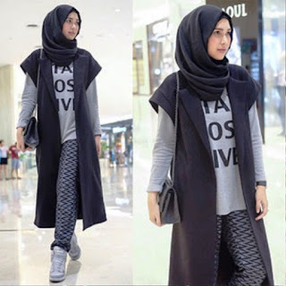 Gaya Hijab Busana Muslim Monochrome Dan Casual