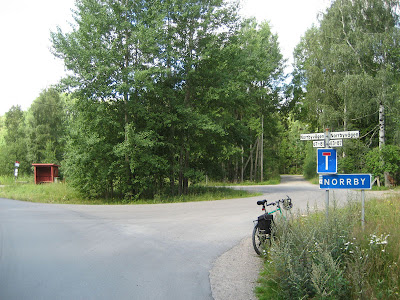 Ändhållplats för buss 836 i Norrby.