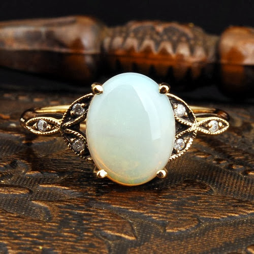 Vintage Opal Diamond Gold Ring