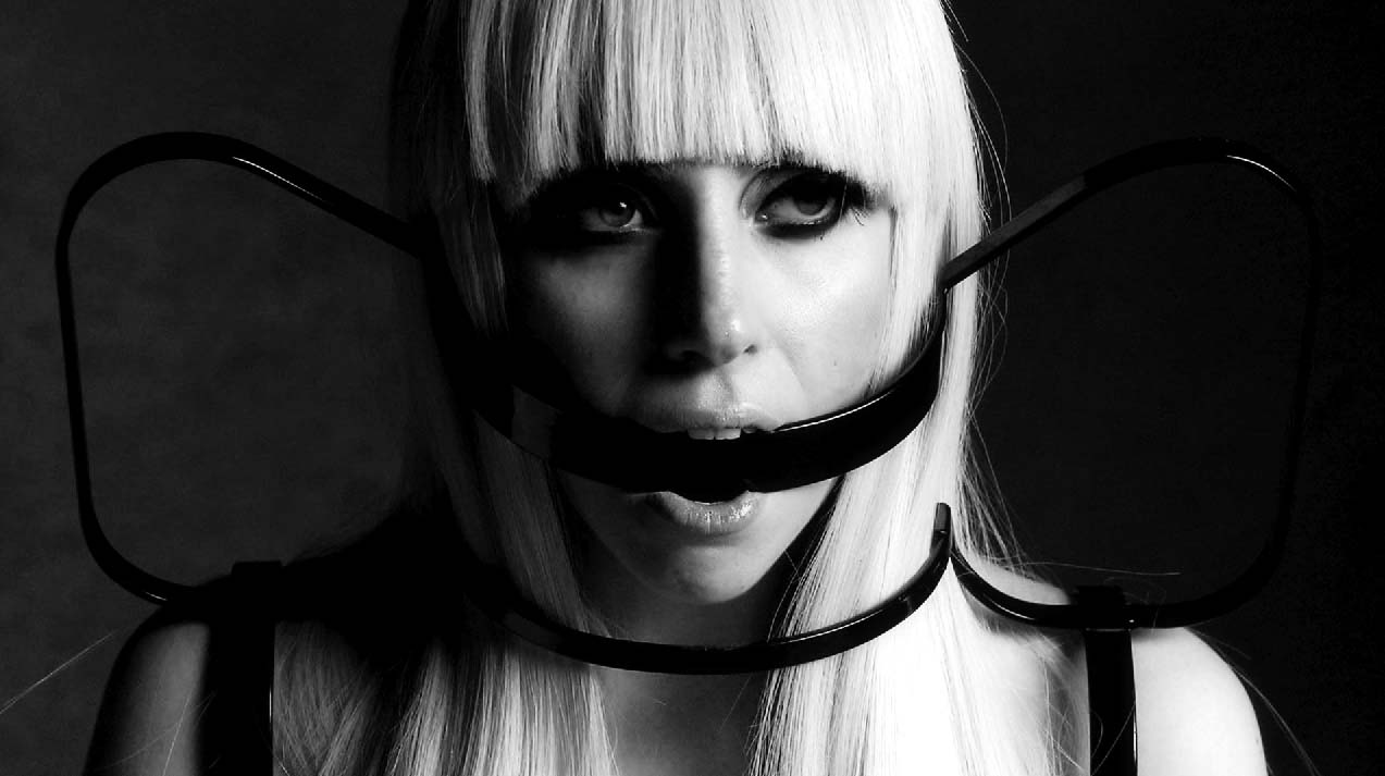Lady Gaga - Wallpaper Hot