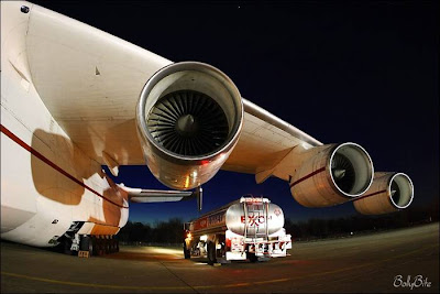 World's Largest Cargo Plane -Antonov 225 @ STRANGE WORLD