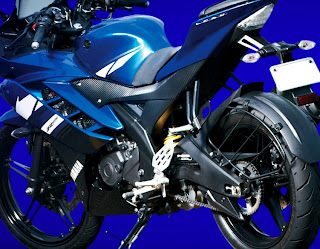 Yamaha_R15_Indian-sports-Bike-7