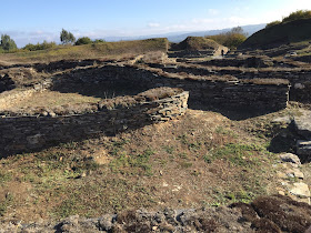 Hispania: Viladonga hill-fort  by E.V. Pita (2017)  / Link: https://archeopolis.blogspot.com/2017/10/hispania-viladonga-hill-fort-castro-de.html  / Castro de Viladonga (Castro de Rei)  por E.V. Pita (2017)