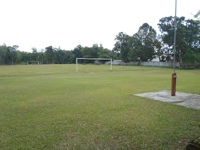 LAPANGAN SEPAK BOLA SMP ALGO NYARUMKOP SINGKAWANG