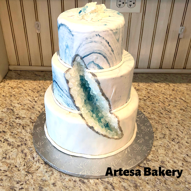 Stunning Geode Cake by Mikayla Machlet at Artesa Bakery in Homer Glen, Illinois