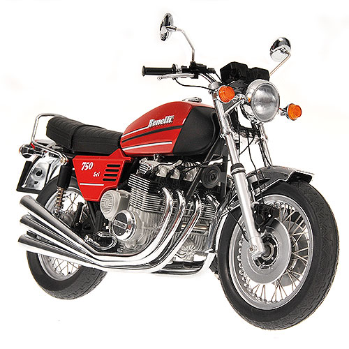 Benelli 750 Sei Front look