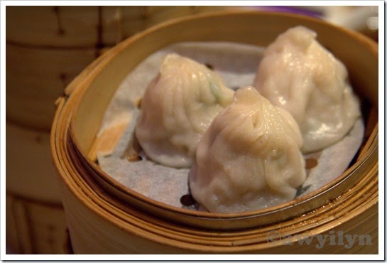 Shanghai Steamed Pork and Crabmeat Dumpling