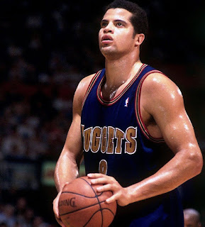 Picture of Bison Dele playing basketball