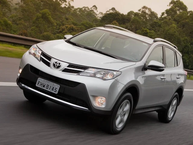 Nova Toyota RAV4 4x4 2014 no Brasil