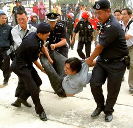 Ketahui Hak-Hak Anda Apabila Ditahan Polis Diraja Malaysia 