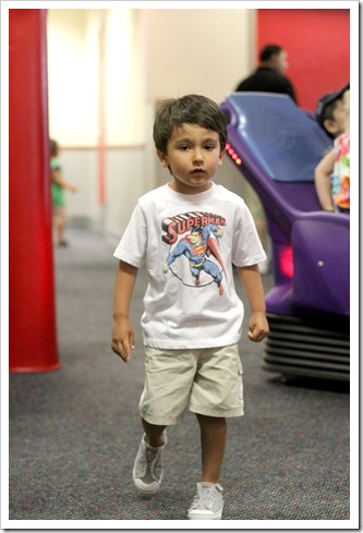 chuckie E cheese 8